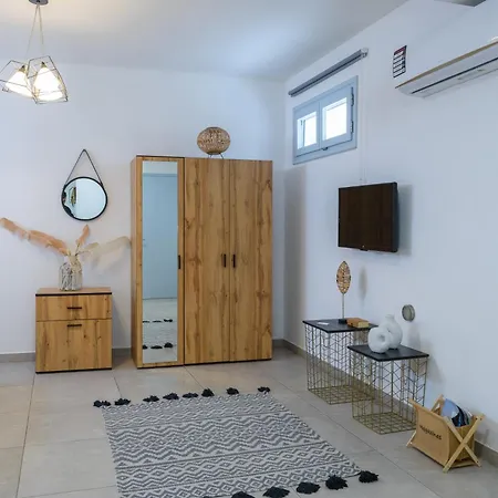 Begi Luxury * Karterádosz
