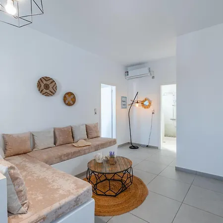 Begi Luxury Villa *
